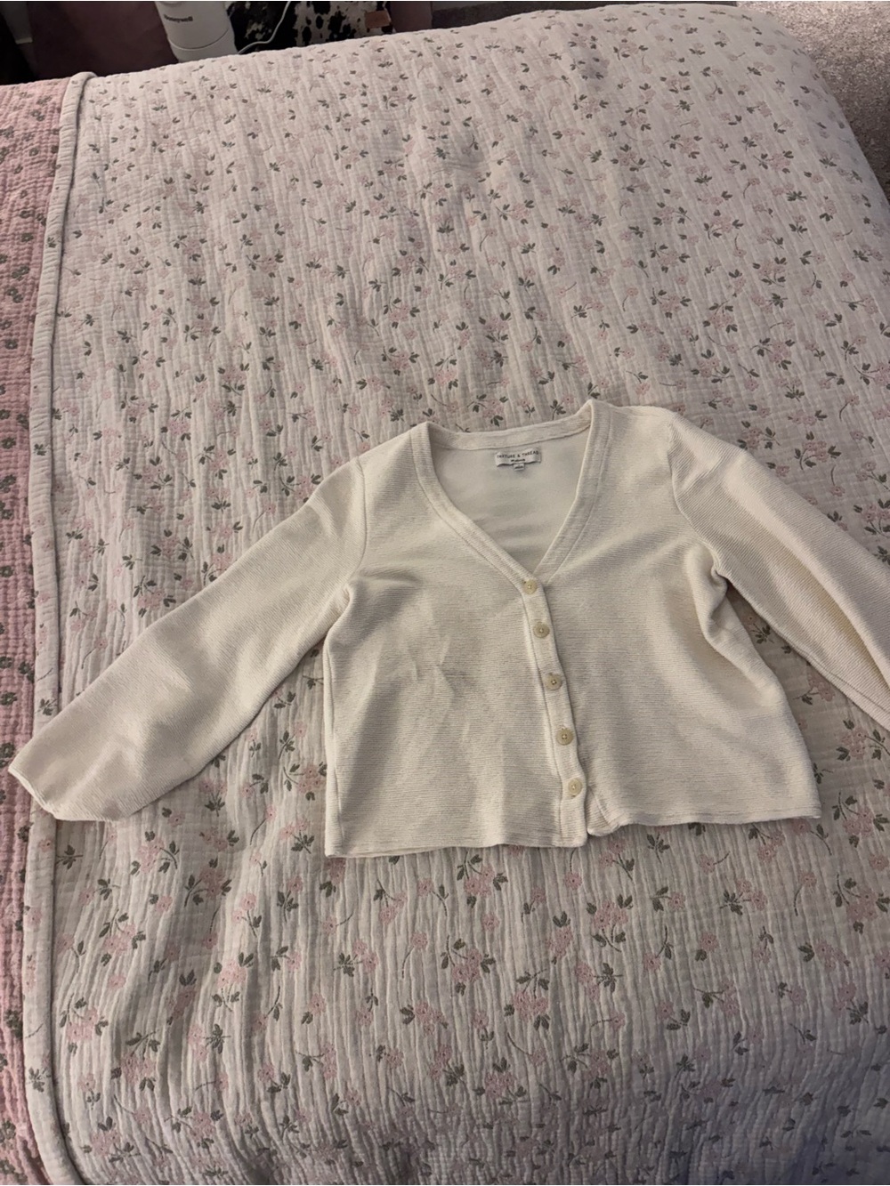 Madewell Cream V-Neck Button Cropped Cardigan
